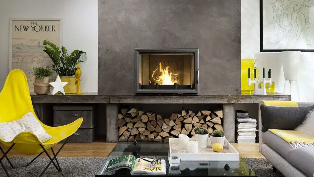 Fireplace insert installed in a Portuguese home for efficient wood heating